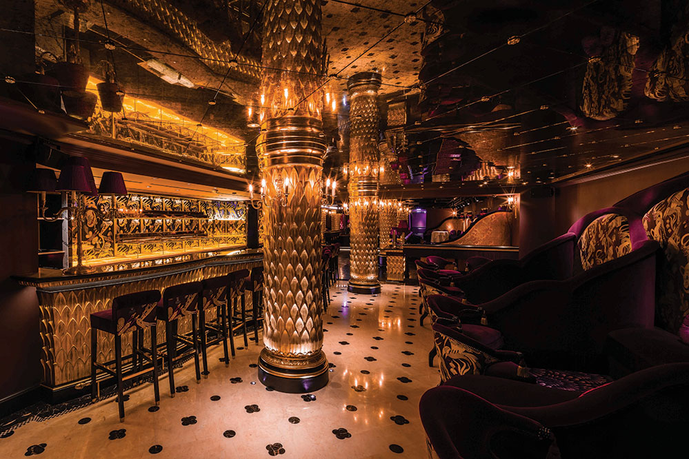  The extravagant Park Chinois in Mayfair, London 